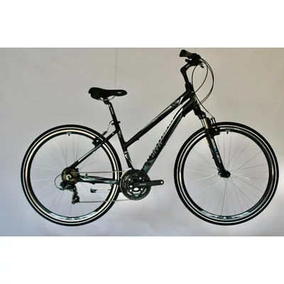 Montana Cross Trekking alu 2.0 21s női fekete/fehér